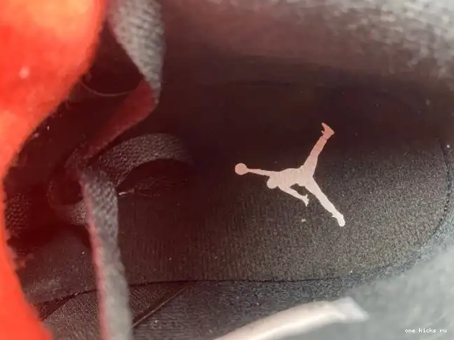 Rep Thunder 4 CT8527-016 Air Jordan Red 0508